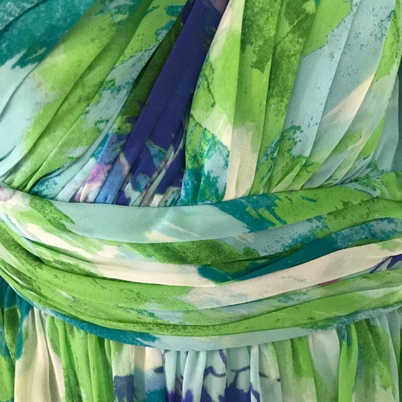 Donna Morgan Chiffon One-Shoulder Cocktail Dress - Picture 5 of 7